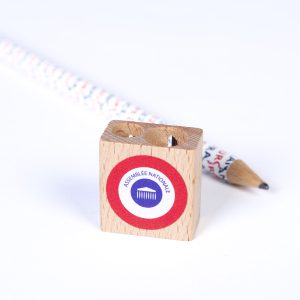 Taille crayon AN 2 trous